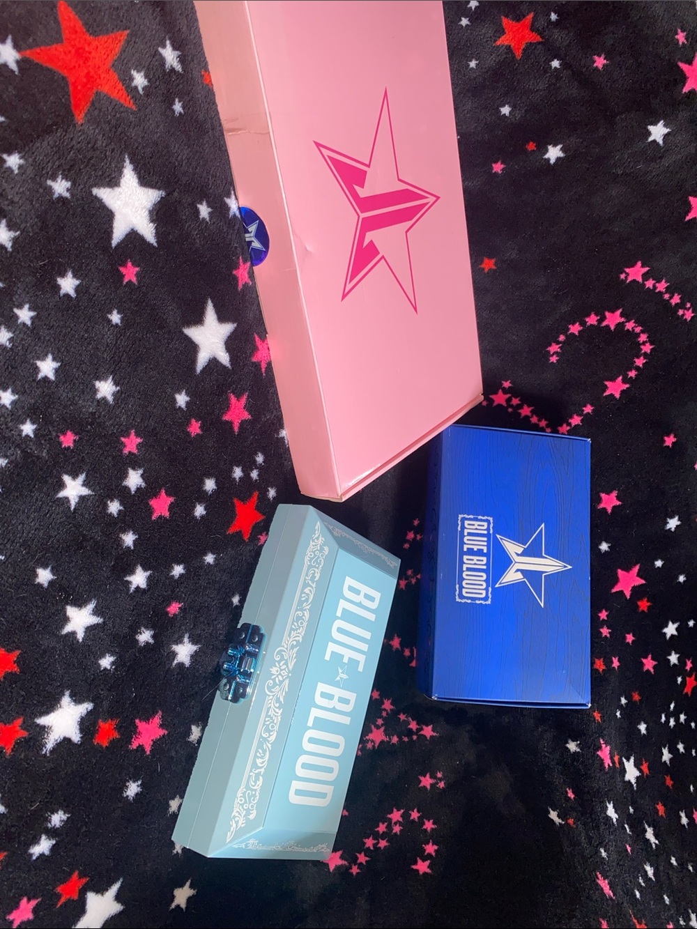 Jeffree Star Blue Blood Trio with Pink Box